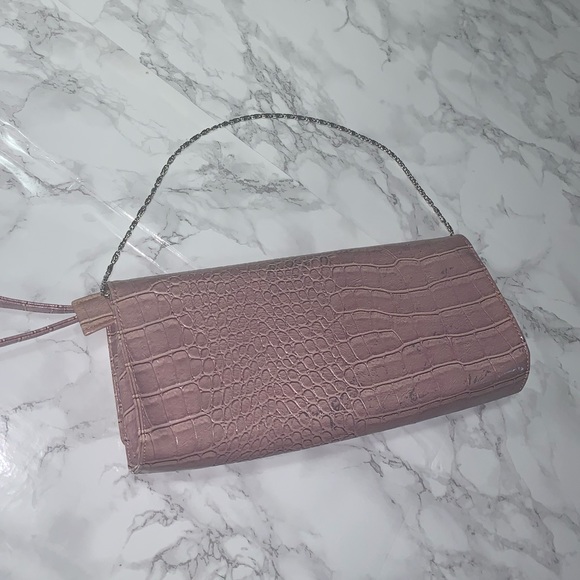 Pink Reptilian Print Clutch with Chain Strap - Excellent Condition - Picture 2 of 4